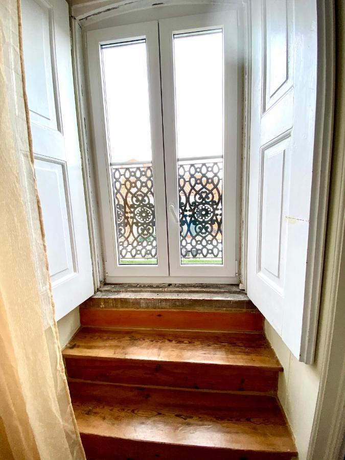 Nature Chiado 2- Cozy Little Double Room With Shared Bathroom Lisbon Luaran gambar